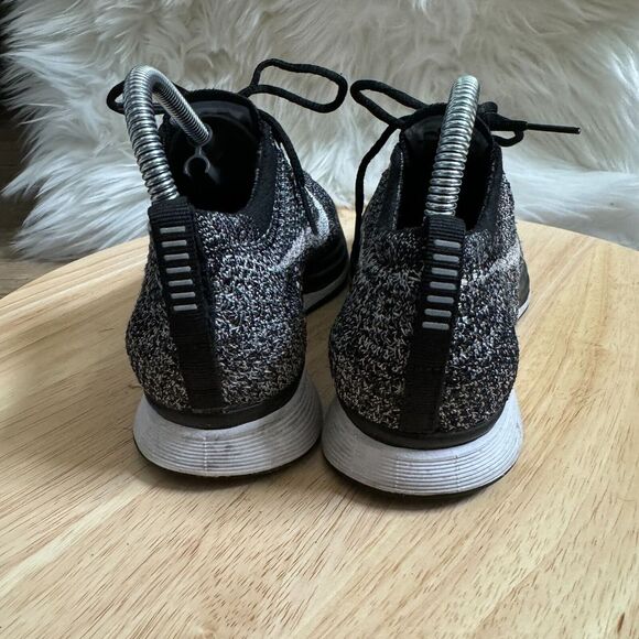 Lot of 2 Nike Flyknit Racer Oreo / Volt 2.0 Men's Sz 5 Women Sz 6.5 - Picture 5 of 16